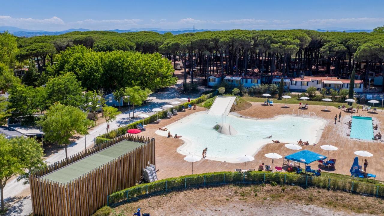 Pineta Sul Mare Camping Village Cesenatico Exteriör bild