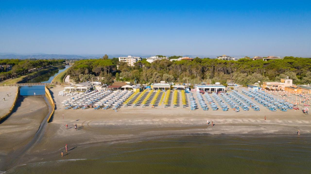 Pineta Sul Mare Camping Village Cesenatico Exteriör bild